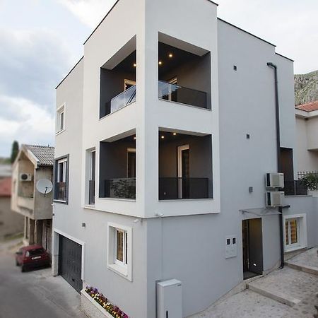 Apartments Aida Mostar Esterno foto